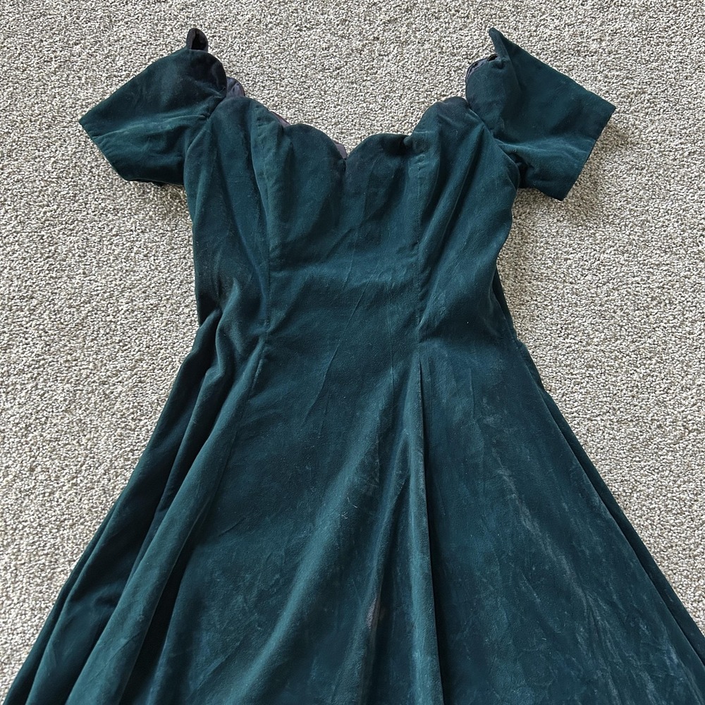 Vintage Niki Originals Dress Womens 6 Green Velvet Puff Sleeve Fit & Flare Party
